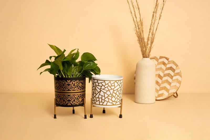 Make decorative planters